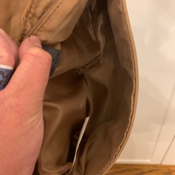 H&M vintage-inspired tan purse - Picture 8 of 11